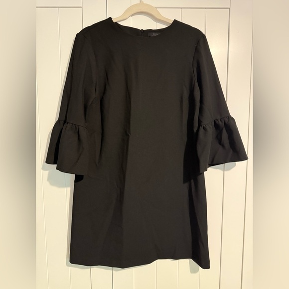Zara Black Scoop Neck Shift Style Short Sleeve Mini Dress Size Medium - Picture 1 of 6